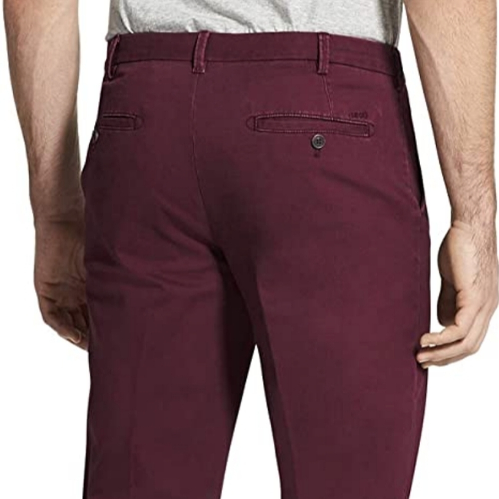 Izod Men's Saltwater Stretch Flat Front Chinos - Picture 3 of 12